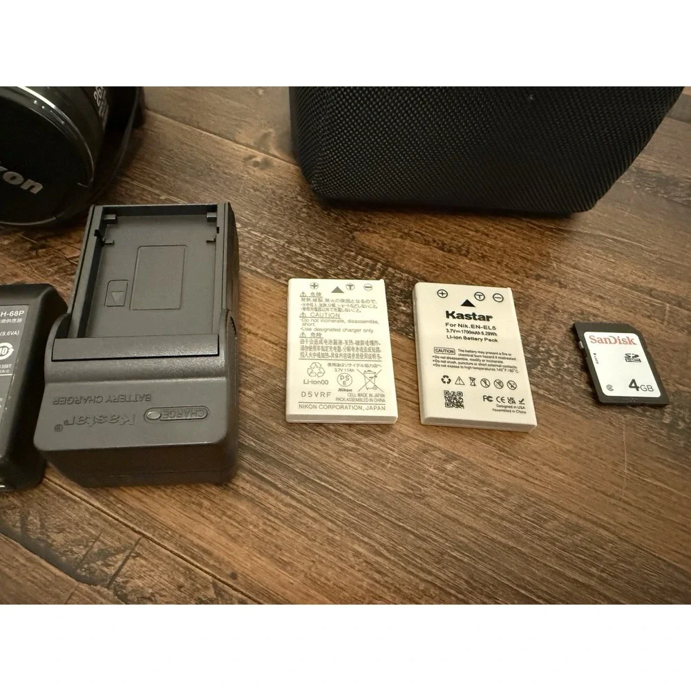 Nikon Coolpix P100 Camera 10.3MP 26x Opt Zoom w/ 2 Batteries Charger Cord Case